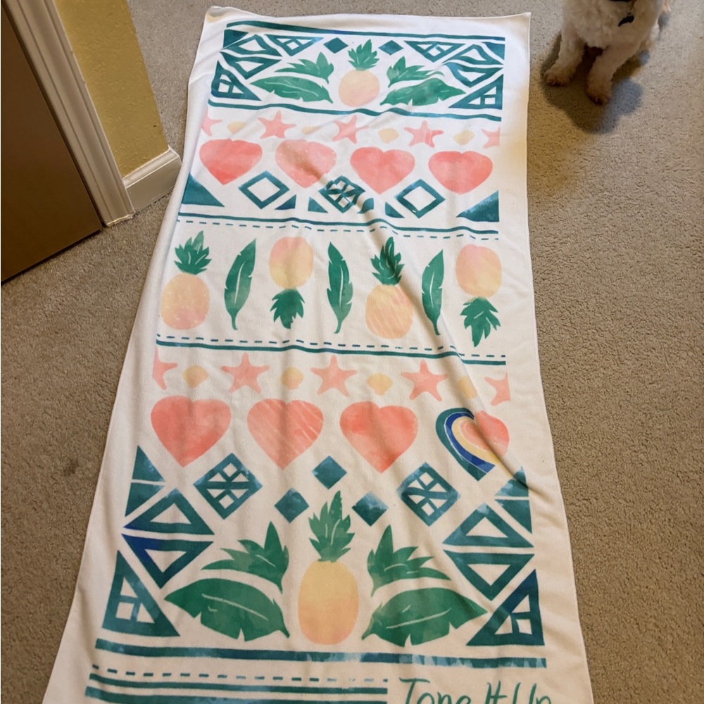 Tropical Pattern Bath Towel - Picture 2 of 3
